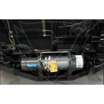 Soporte cabrestante oculto para Nissan Patrol