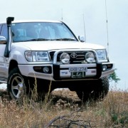 Defensa Delantera Sahara ARB para Toyota HDJ105